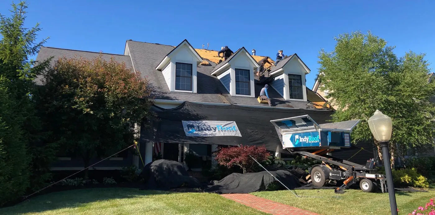 Manufacturer-certified roof installation in Bridlewood